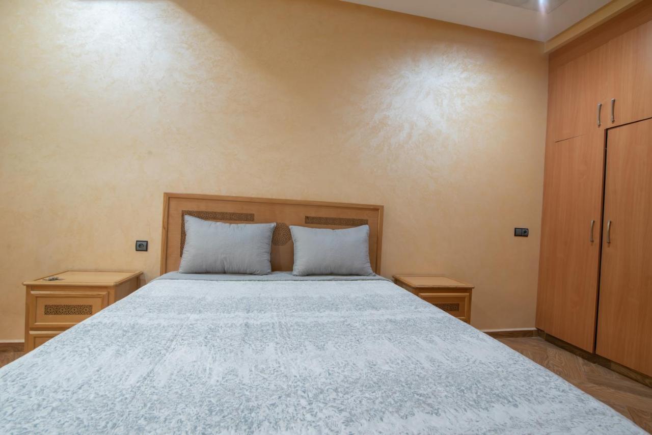 Apartment Adam's Apartments,self Checkin 6 Mins To Downtown Fiber Optic Wifi Free Parking Same Rules As Agadir