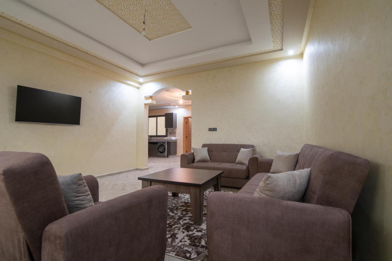 Adam's Apartments,self Checkin 6 Mins To Downtown Fiber Optic Wifi Free Parking Same Rules As Apartment